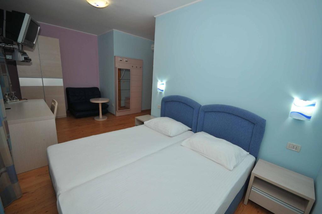 Villa Bakica โตรกีร์ ภายนอก รูปภาพ